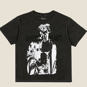 Benson Boone Portrait Tee Graphic T-Shirt Large Crop